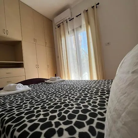 Pole Estate * クサミル