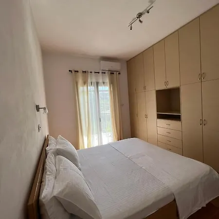 Pole Estate Ksamil