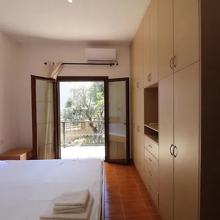 アパート Pole Estate *