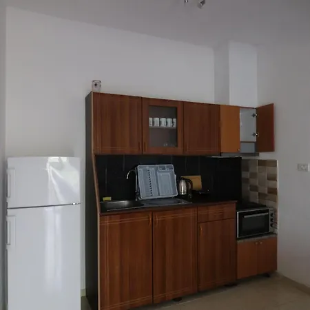 Pole Estate Apartment Ksamil